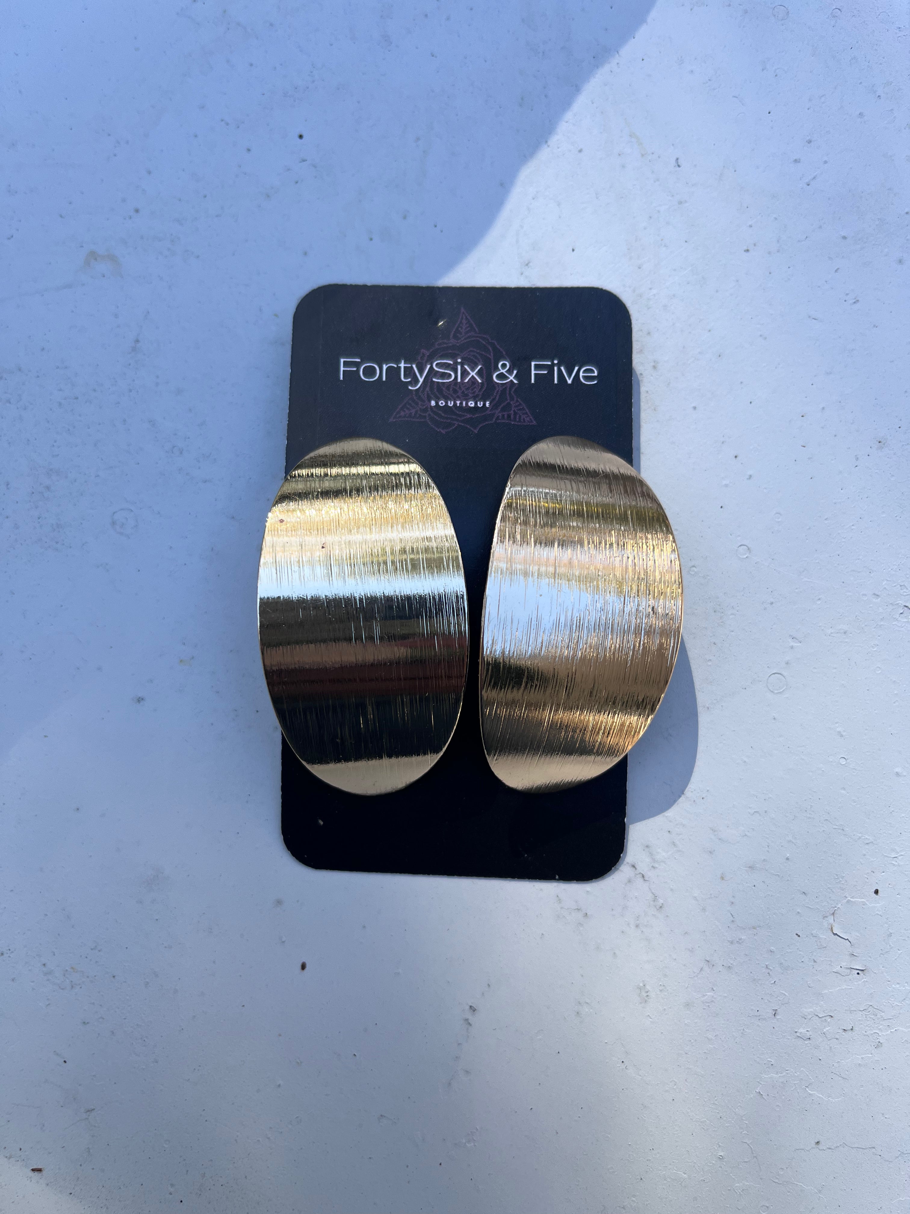 Goldie studs