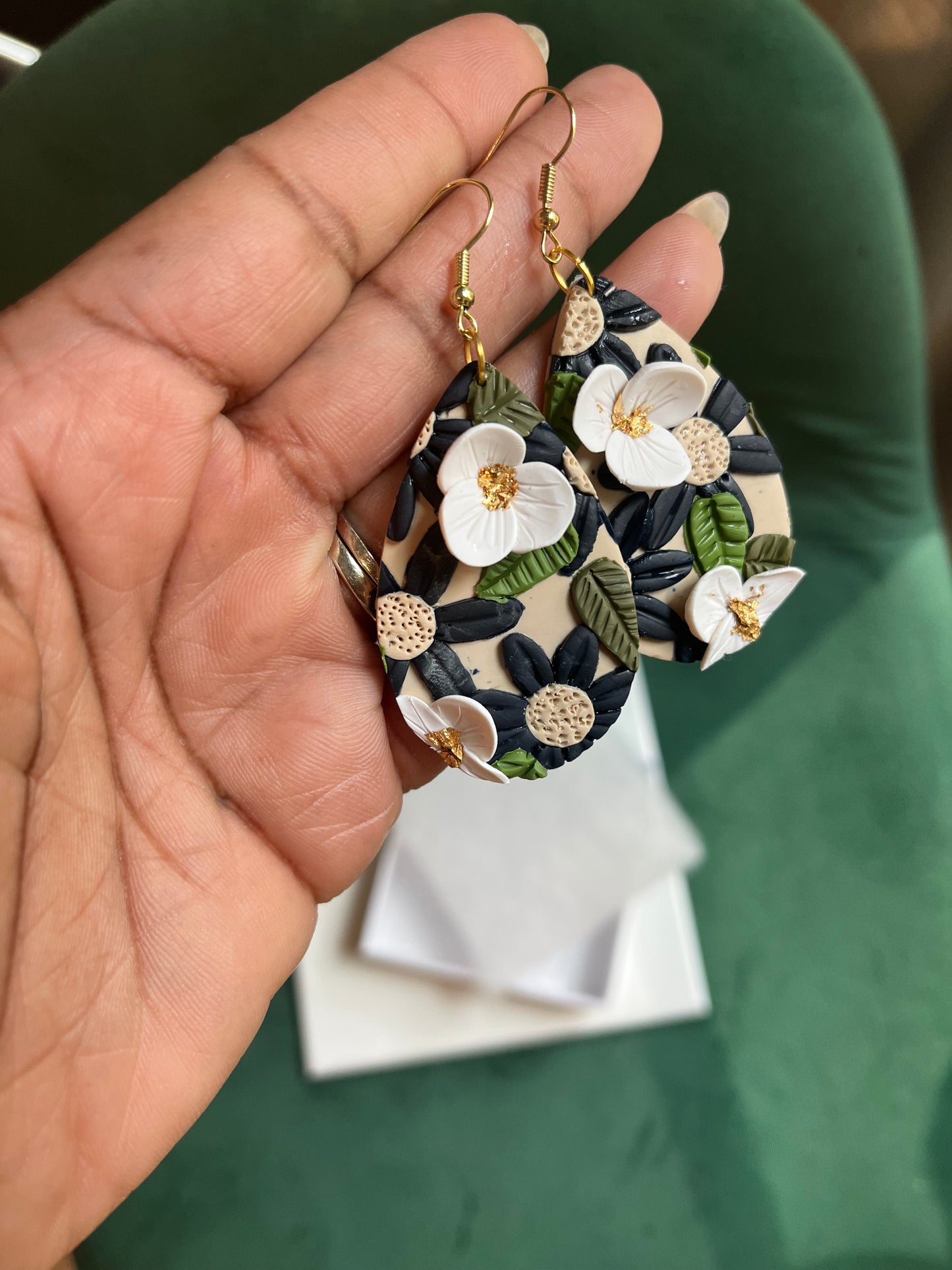 Botanical teardrops