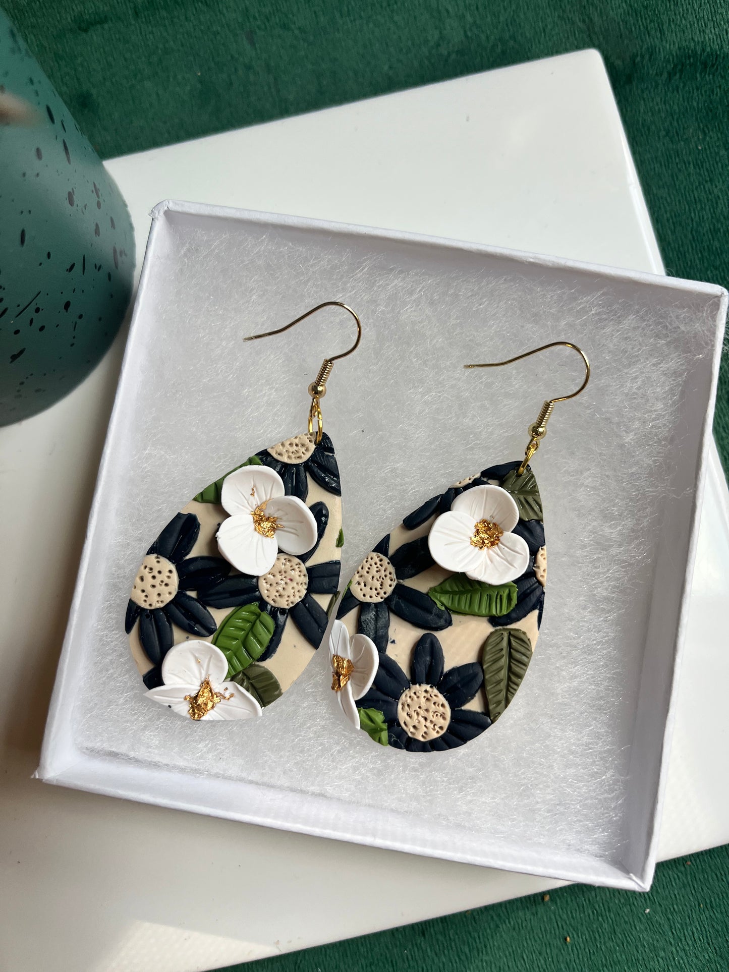 Botanical teardrops