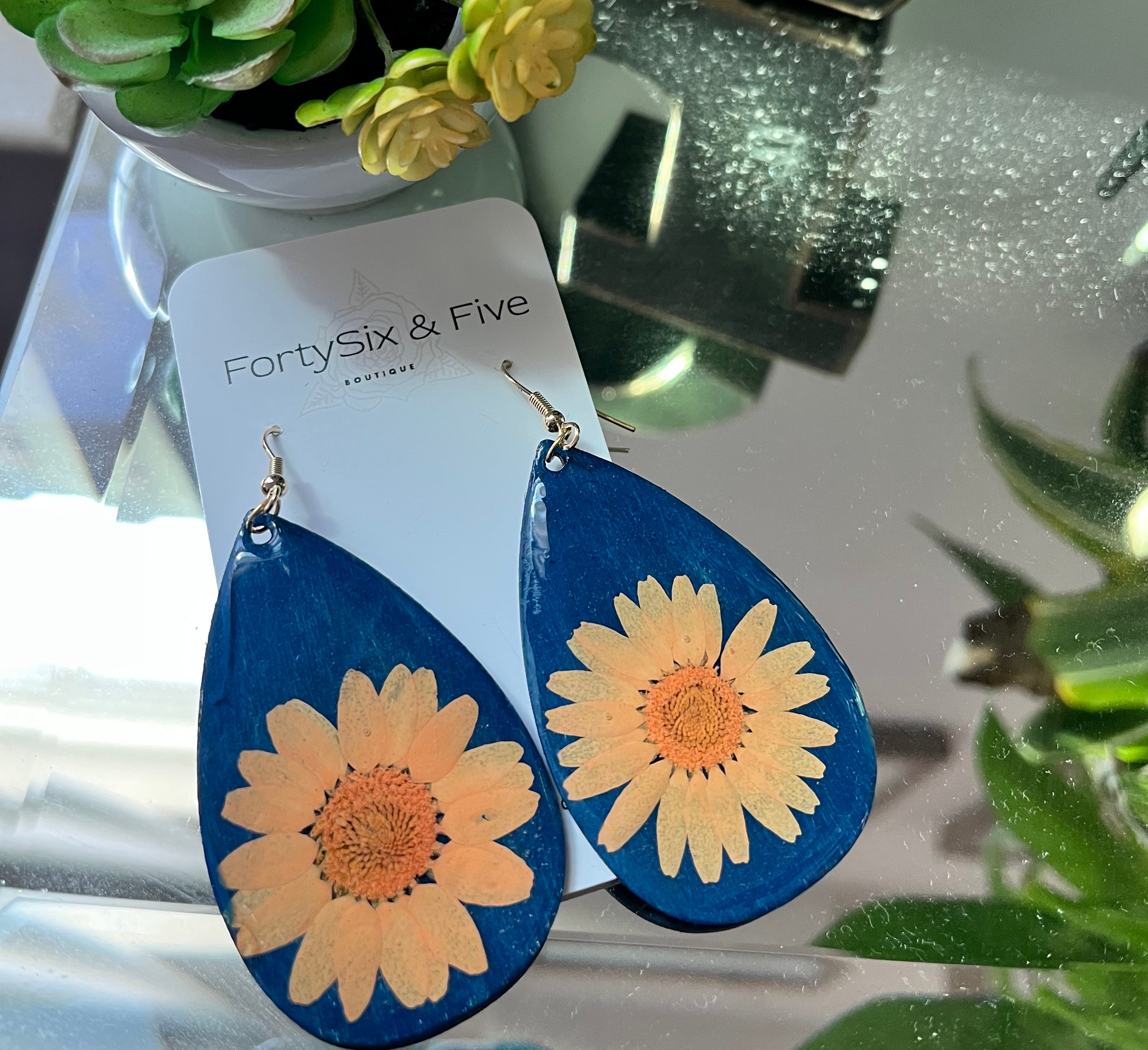 Sunshine in blue