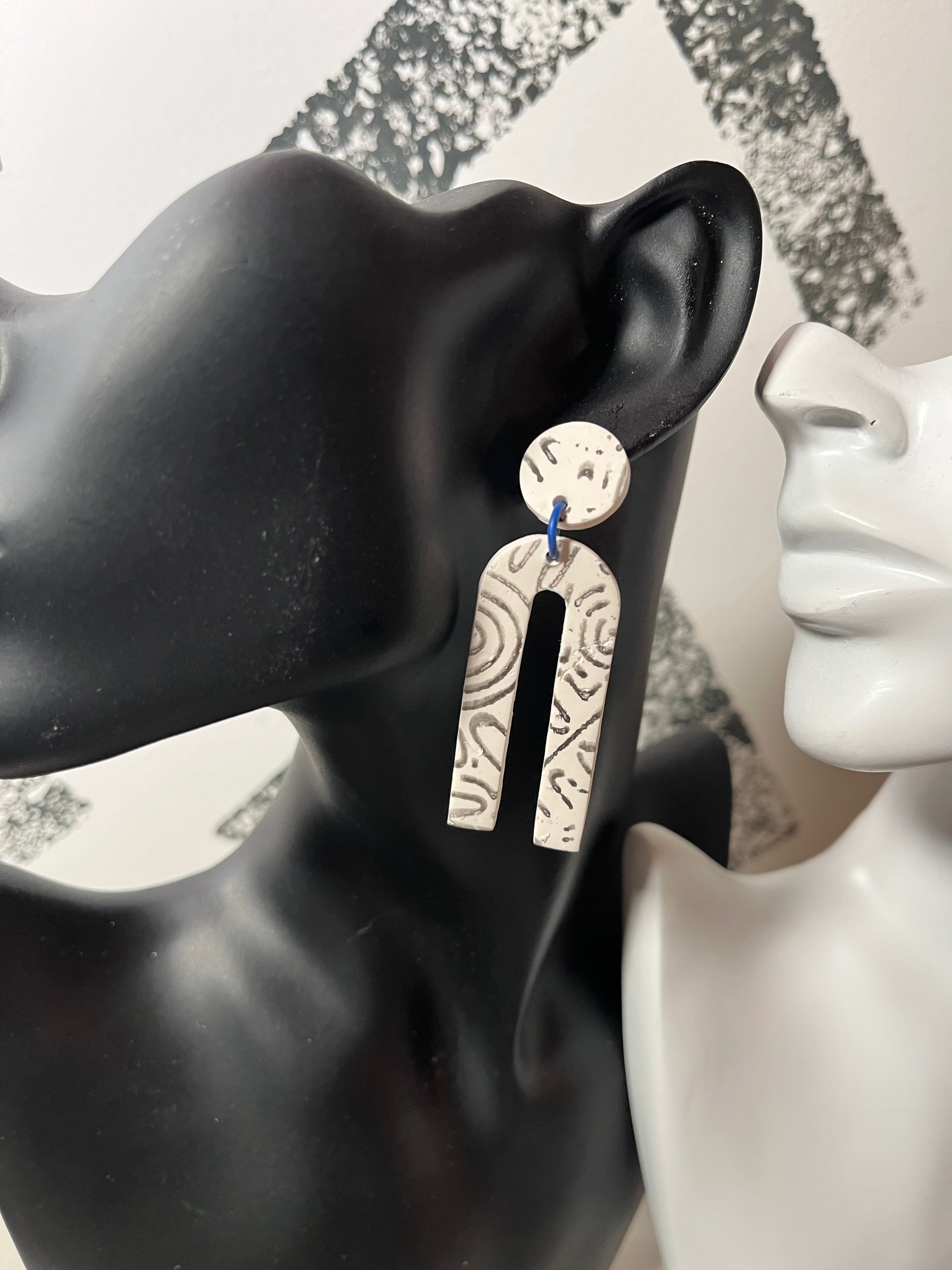 Black,white & blue skinny arch Earrings  1955